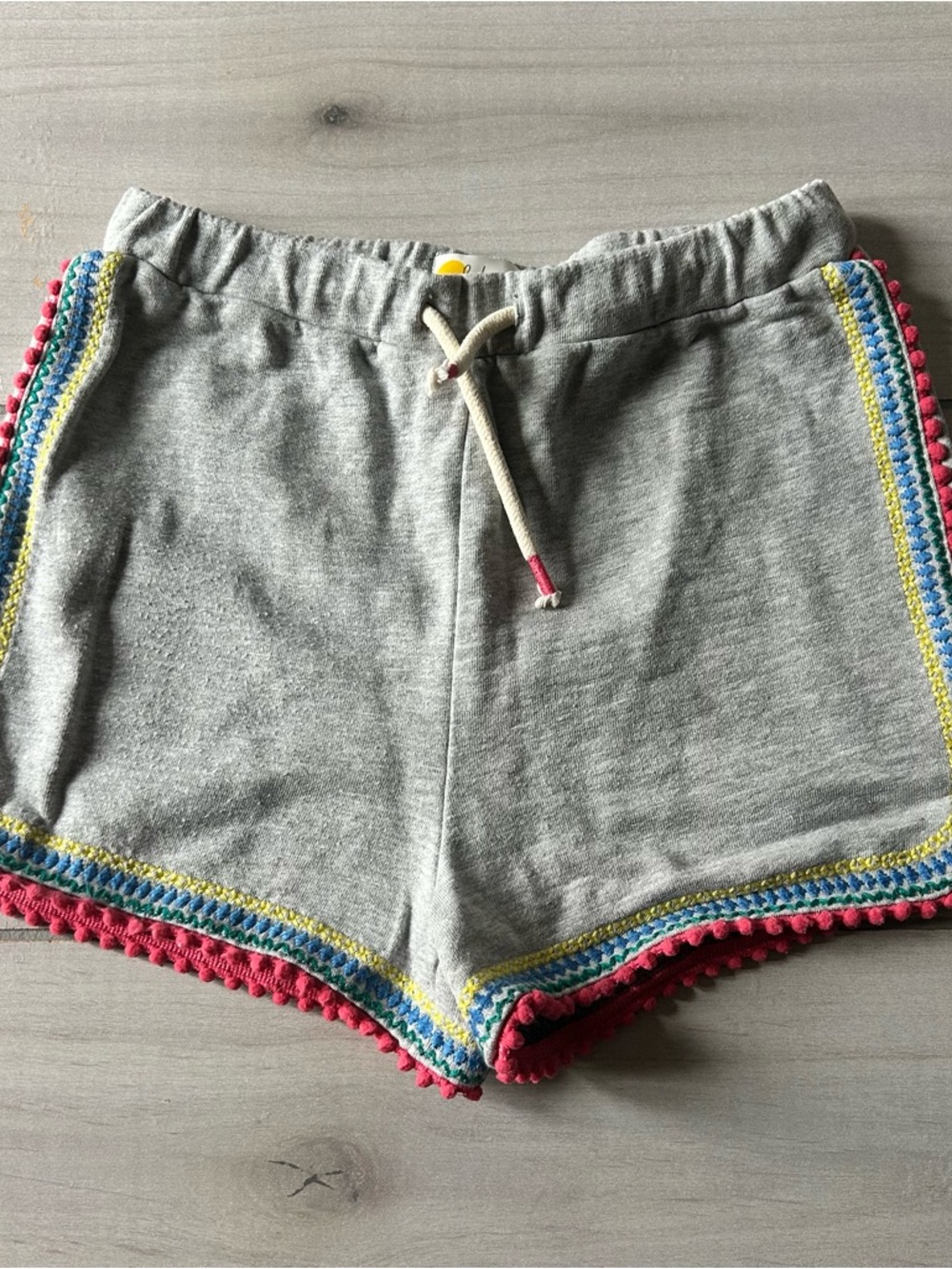 Mini Boden Gray Drawstring Pull-On Cotton Shorts with Multicolor Pom Pom Trim